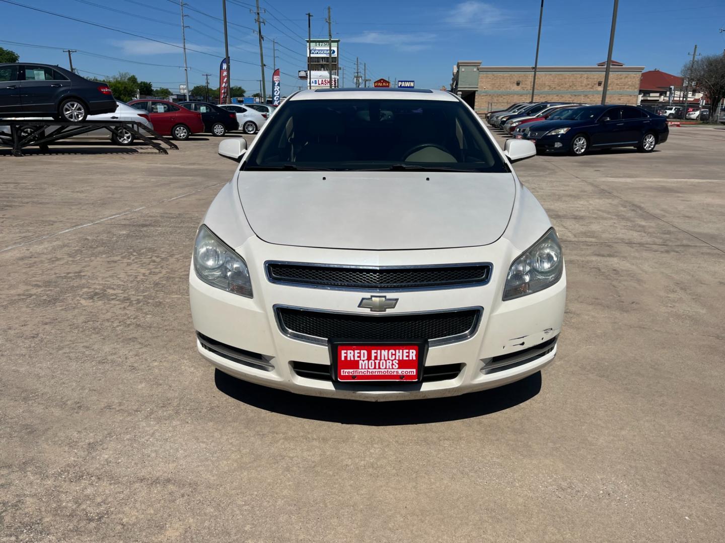 2010 white /black Chevrolet Malibu 2LT (1G1ZD5E7XAF) with an 3.6L V6 DOHC 24V engine, 6-Speed Automatic transmission, located at 14700 Tomball Parkway 249, Houston, TX, 77086, (281) 444-2200, 29.928619, -95.504074 - Photo#1